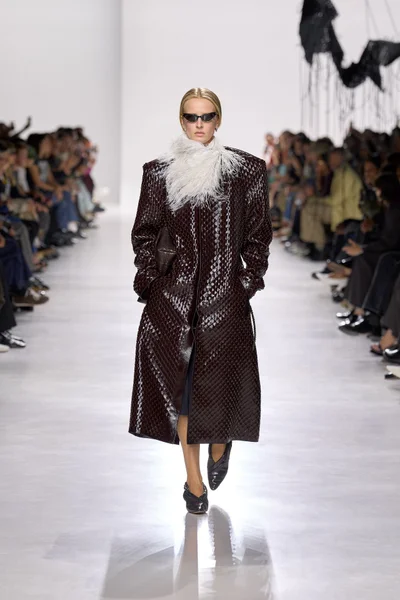 Look 6